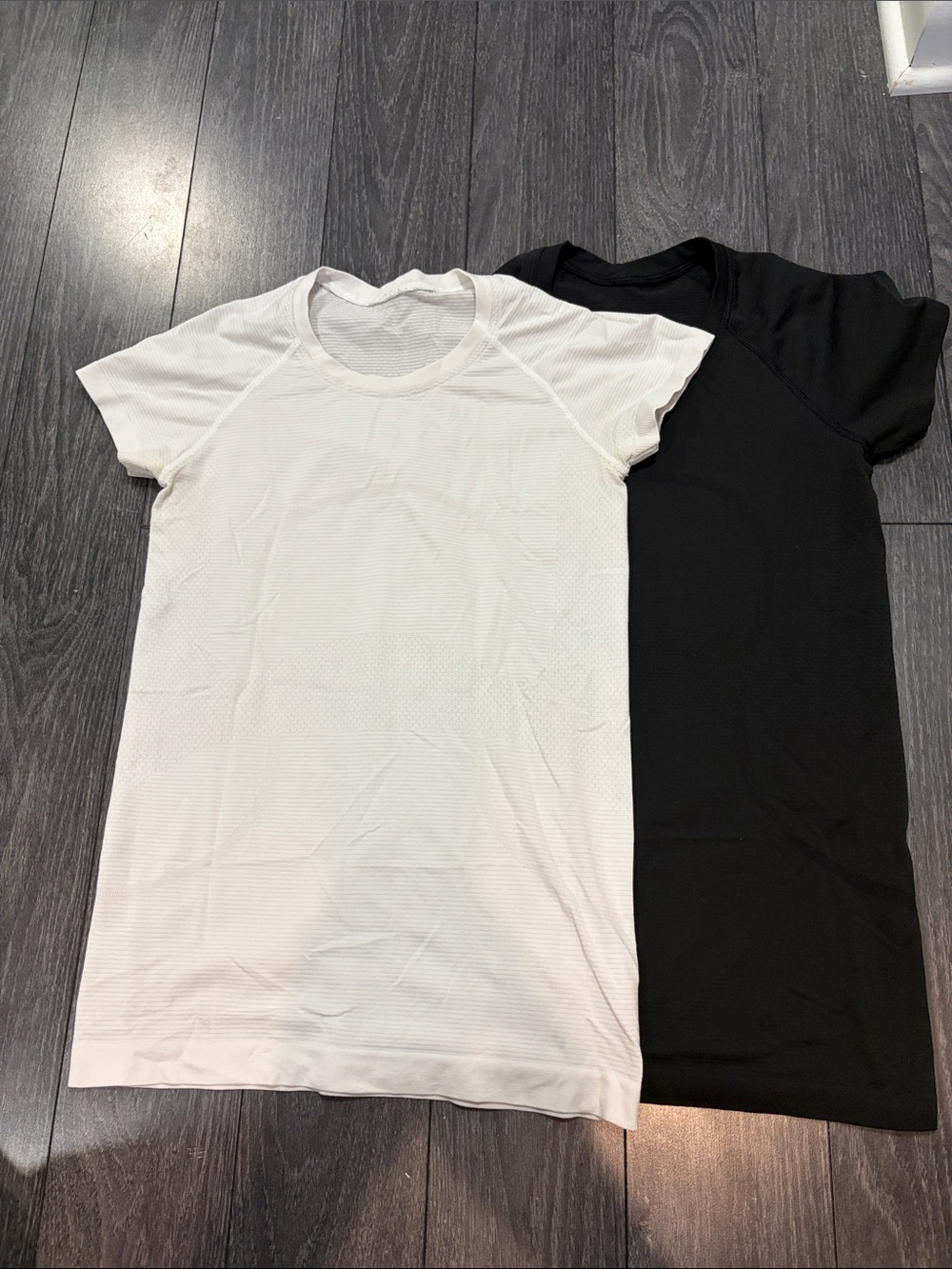 Lululemon Short-Sleeve Crew Neck Exercise Shirt - White and Black